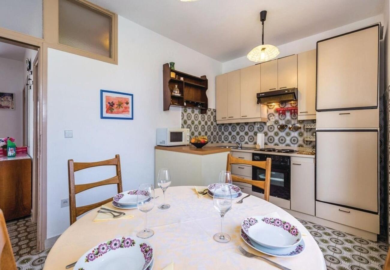 לובראן Apartment Dari מראה חיצוני תמונה